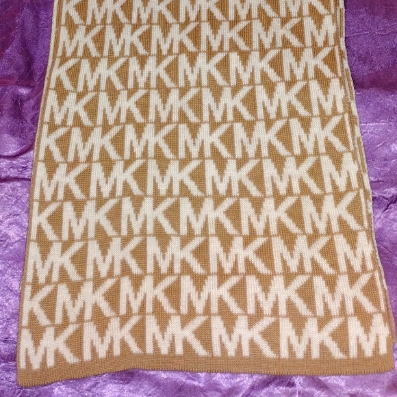 MICHAEL Michael Kors Accessories - Michael Kors Signature Rectangle Scarf Beige/Tan/Light Brown❗Last Chance To Buy‼